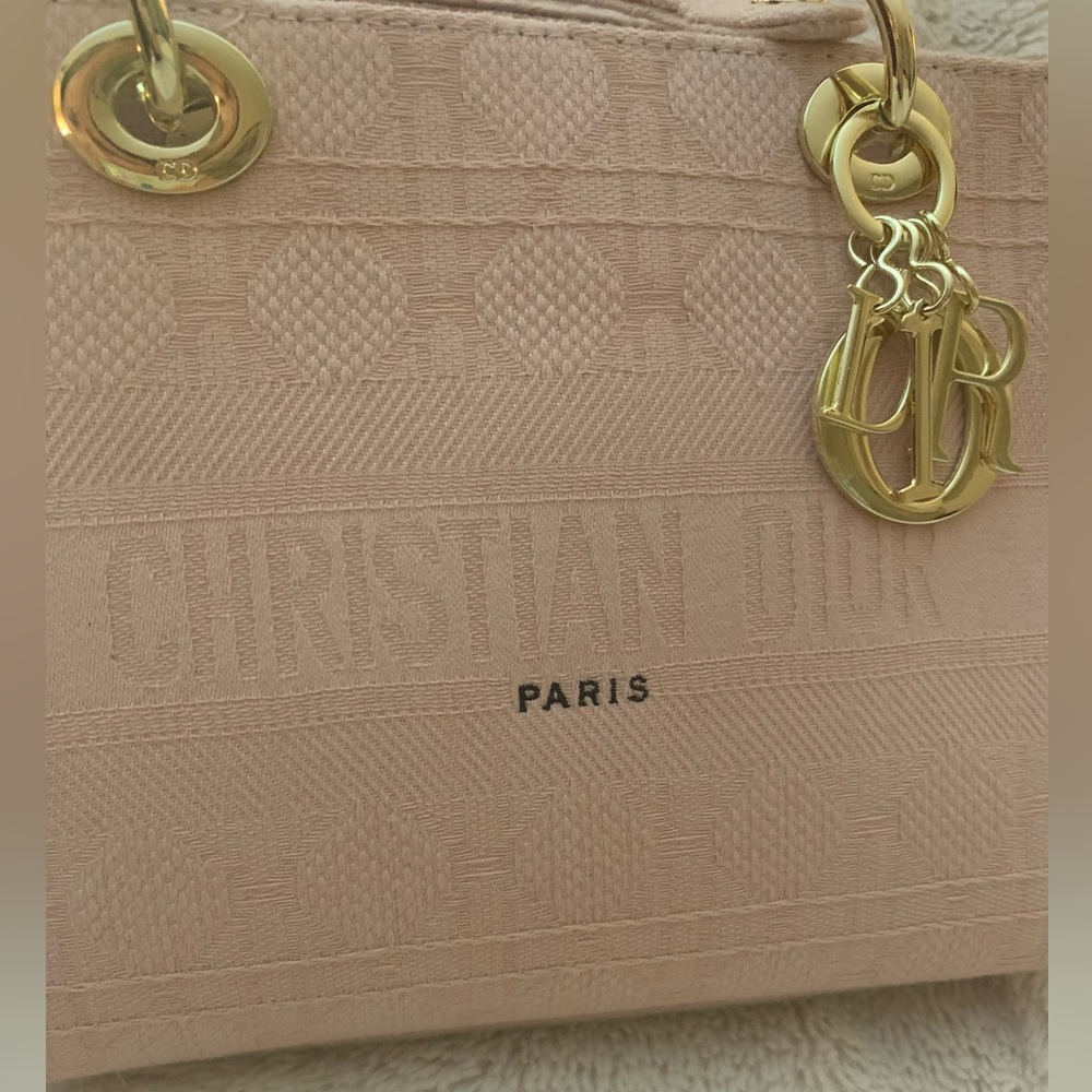 Women’s pink luxury handbag
